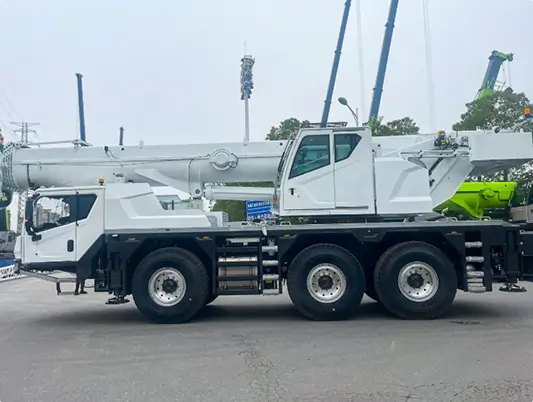 Hire a 60T Crane With Confidence